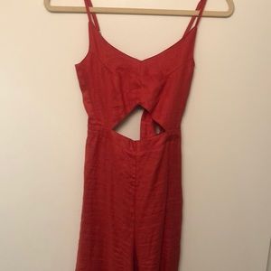 Coral key hole jumpsuit. Size small